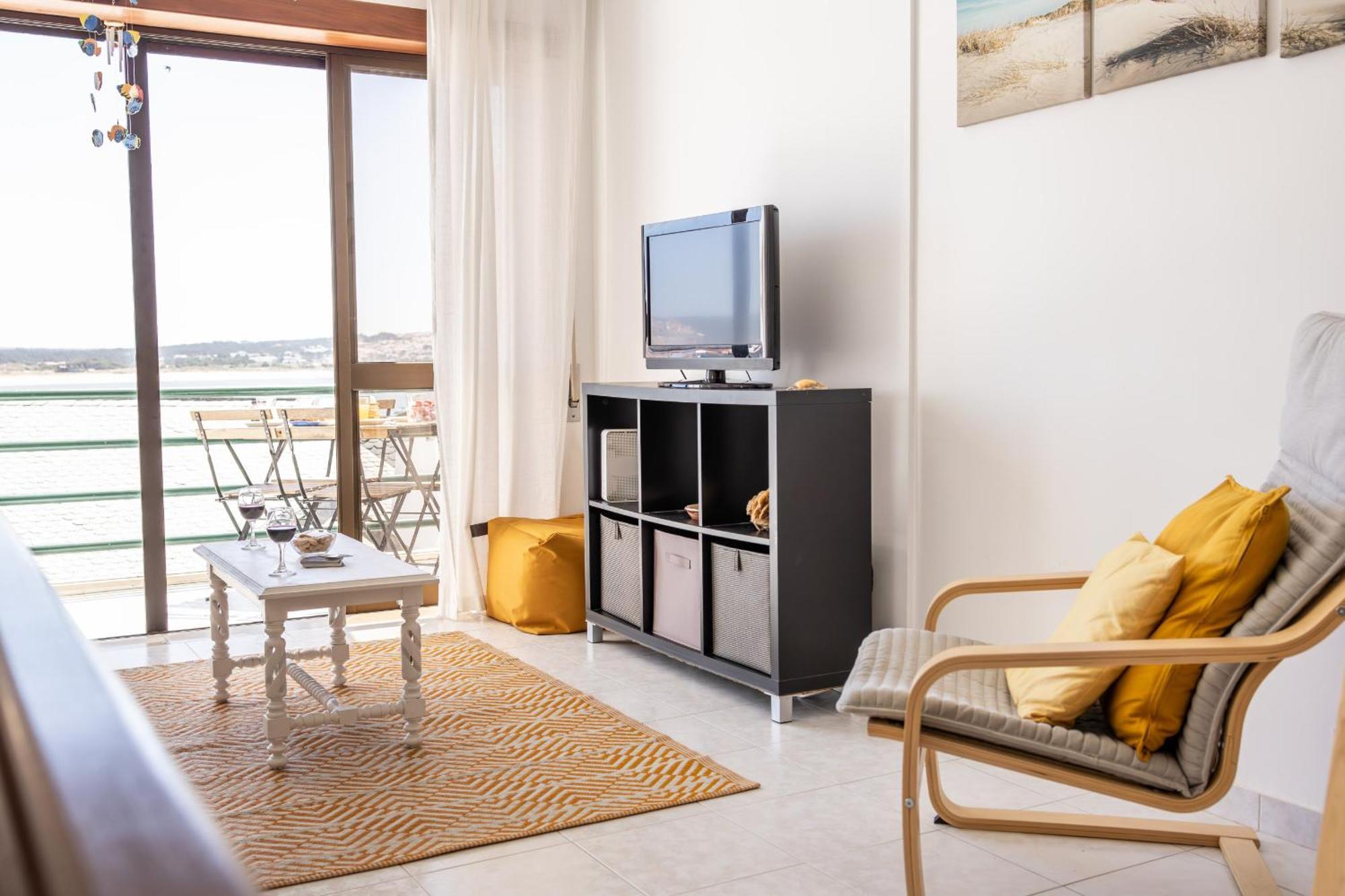 Baia - A Poucos Metros Da Baia Appartement São Martinho do Porto Buitenkant foto